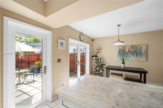 2010 Calais Dr, Miami Beach, FL 33141