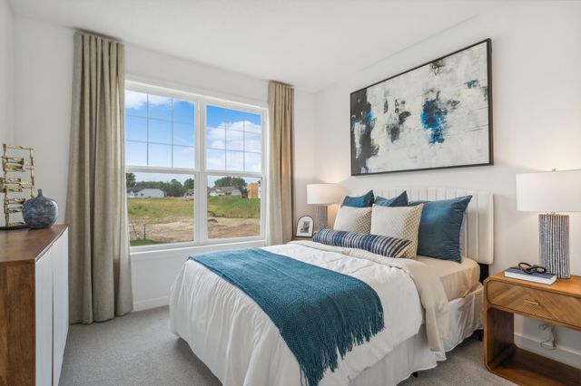 1736 Hadley Hills Drive NE, Rochester, MN 55901