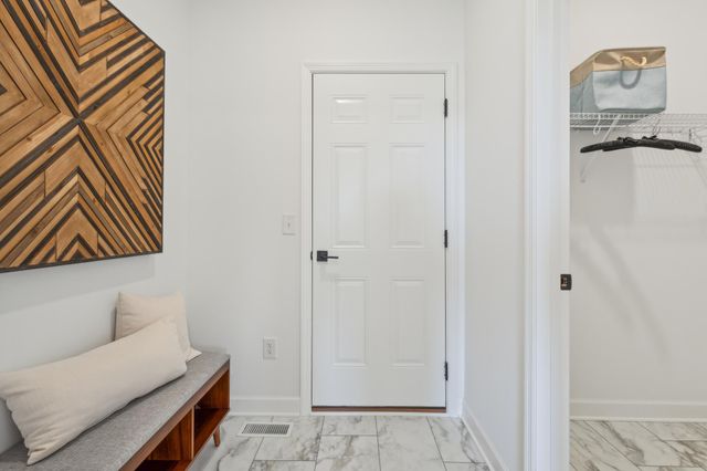 1736 Hadley Hills Drive NE, Rochester, MN 55901