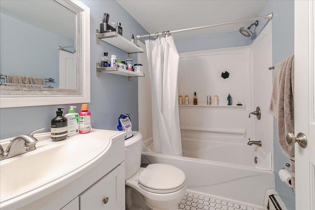 4524 Cedar Lake Road S 3, Saint Louis Park, MN 55416