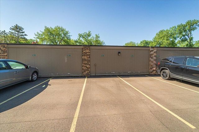 4524 Cedar Lake Road S 3, Saint Louis Park, MN 55416