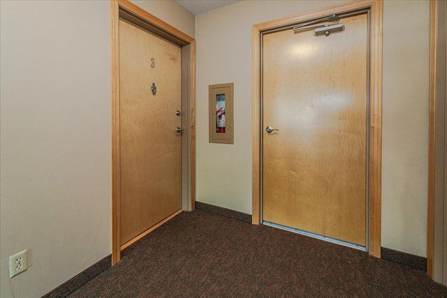 4524 Cedar Lake Road S 3, Saint Louis Park, MN 55416