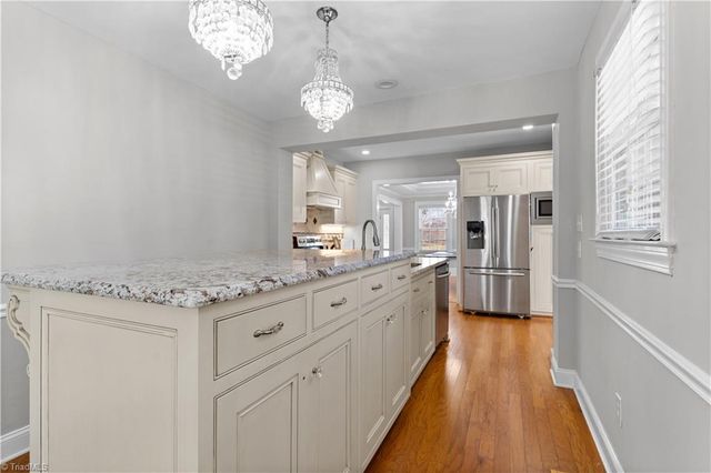 528 Country Club Road, Mount Airy, NC 27030