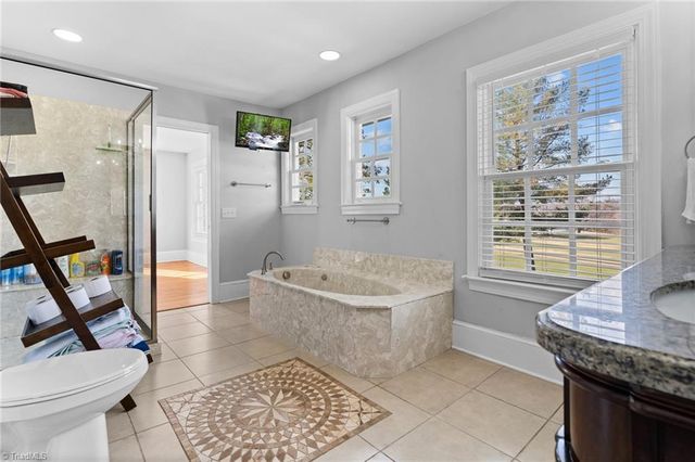 528 Country Club Road, Mount Airy, NC 27030