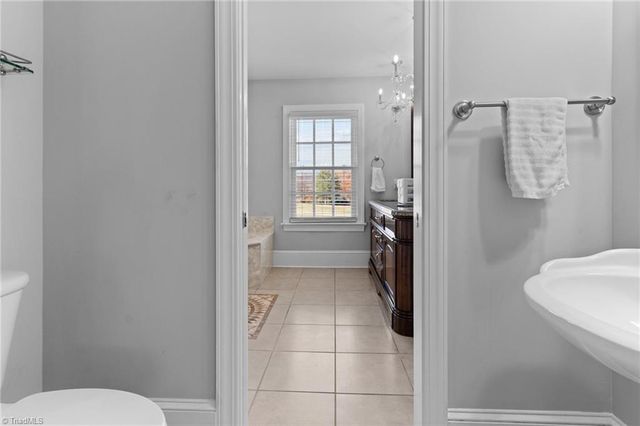 528 Country Club Road, Mount Airy, NC 27030