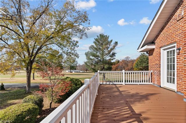 528 Country Club Road, Mount Airy, NC 27030