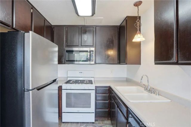 1193 E Foster, Santa Maria, CA 93455