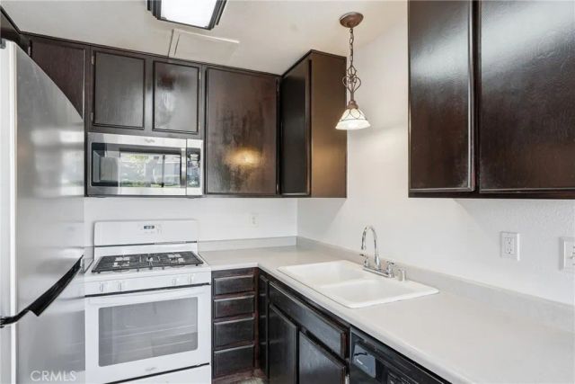 1193 E Foster, Santa Maria, CA 93455