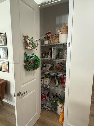 2945 SE 3rd St 2945, Homestead, FL 33033