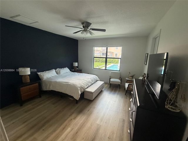 2945 SE 3rd St 2945, Homestead, FL 33033