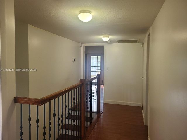 29 Seville Cir 4-49, Davie, FL 33324