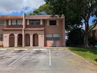 29 Seville Cir 4-49, Davie, FL 33324