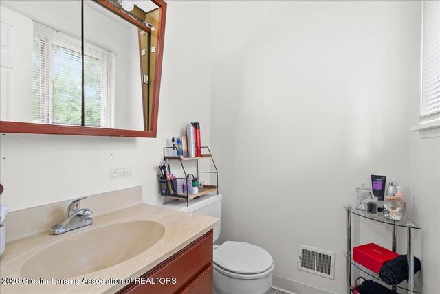 6422 Lerner Way, Lansing, MI 48911