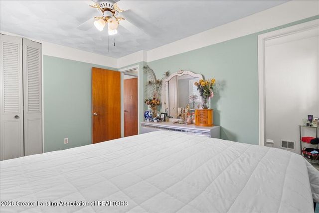 6422 Lerner Way, Lansing, MI 48911