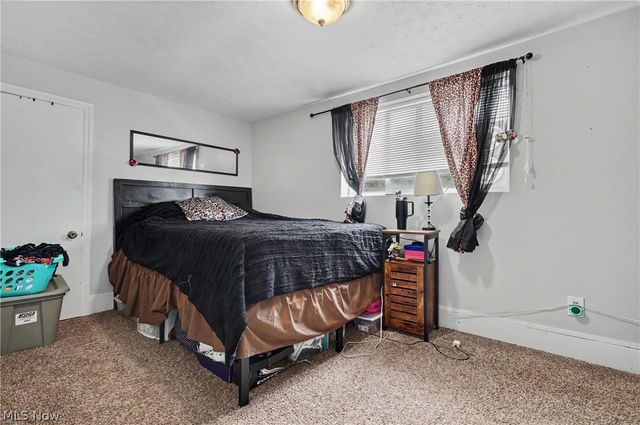 811 E Crosier Street, Akron, OH 44306