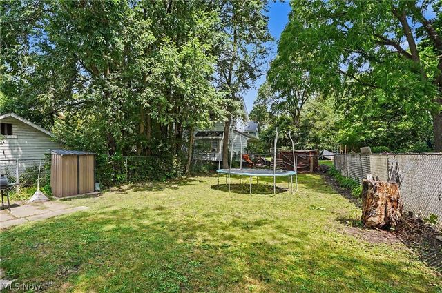 811 E Crosier Street, Akron, OH 44306