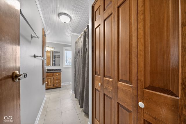 2322 W Del Mar Drive, Crawfordsville, IN 47933