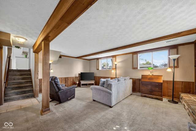 2322 W Del Mar Drive, Crawfordsville, IN 47933
