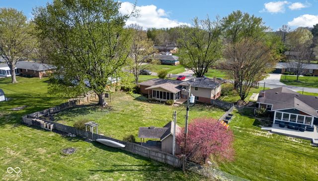 2322 W Del Mar Drive, Crawfordsville, IN 47933