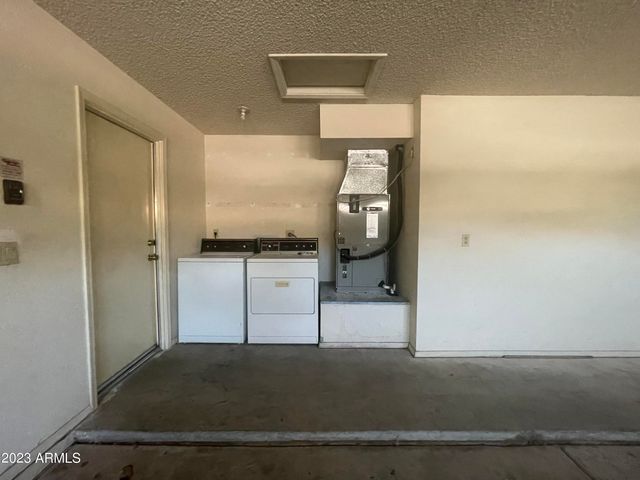 2915 E Amber Ridge Way, Phoenix, AZ 85048