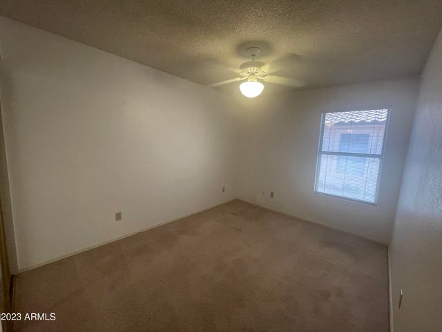 2915 E Amber Ridge Way, Phoenix, AZ 85048