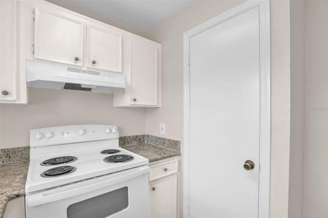 4160 PERSHING POINTE PLACE 4, Orlando, FL 32822