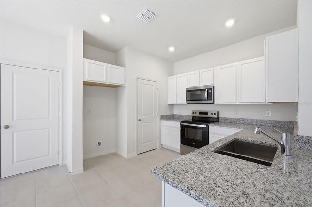 9090 NORLEY COURT, Davenport, FL 33896