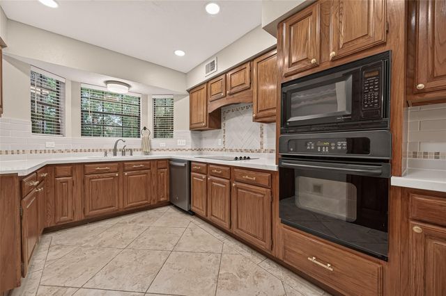 16405 Smith Street, Jersey Village, TX 77040