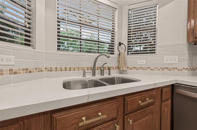 16405 Smith Street, Jersey Village, TX 77040
