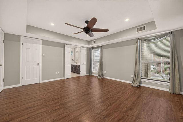 16405 Smith Street, Jersey Village, TX 77040