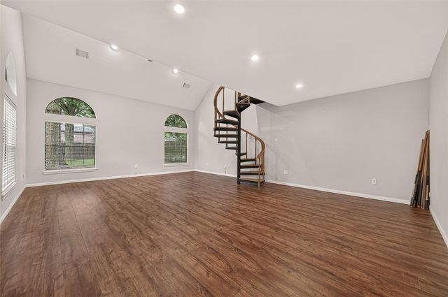 16405 Smith Street, Jersey Village, TX 77040
