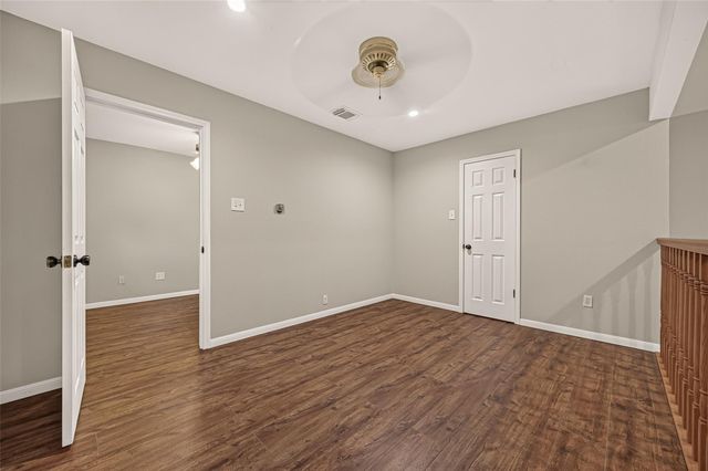 16405 Smith Street, Jersey Village, TX 77040