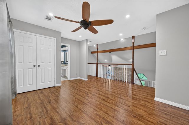 16405 Smith Street, Jersey Village, TX 77040
