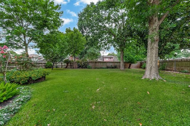 16405 Smith Street, Jersey Village, TX 77040