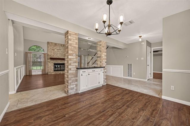 16405 Smith Street, Jersey Village, TX 77040