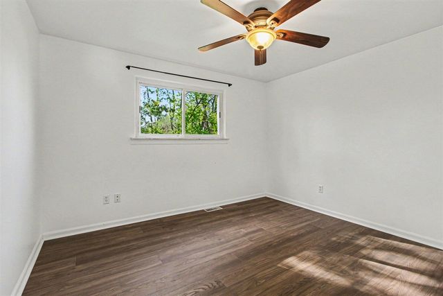 8880 Nottingham Drive, Ypsilanti, MI 48198