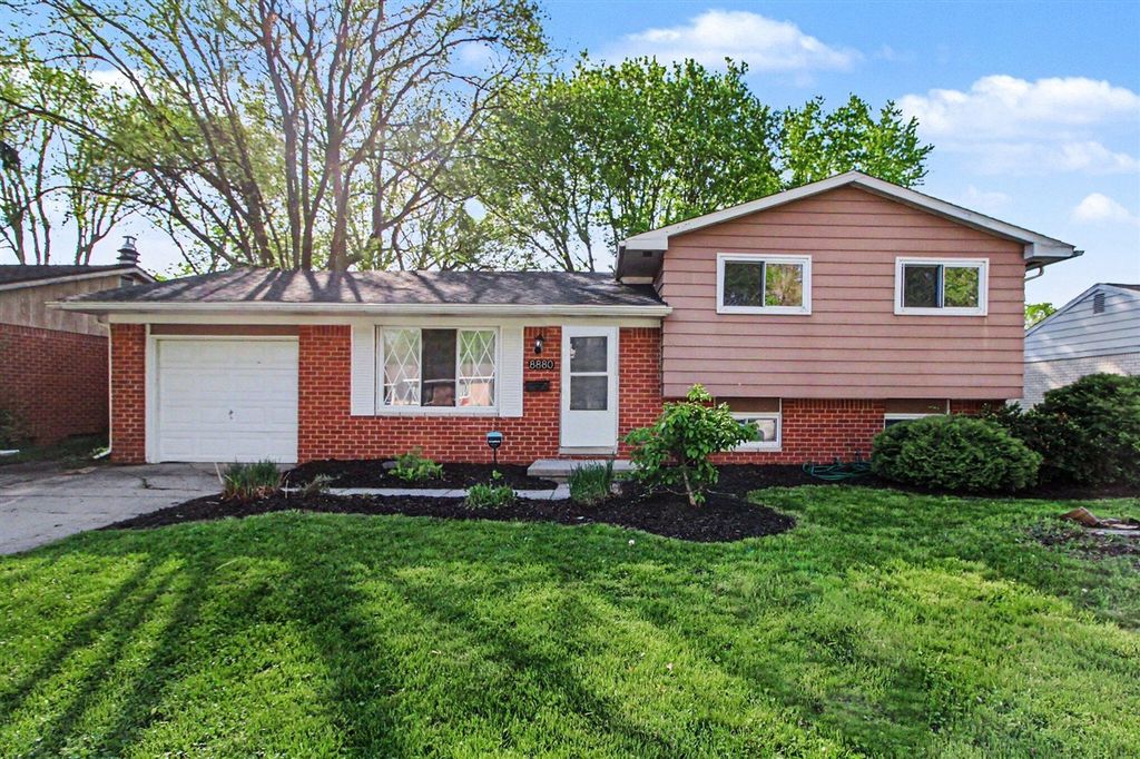 8880 Nottingham Drive, Ypsilanti, MI 48198