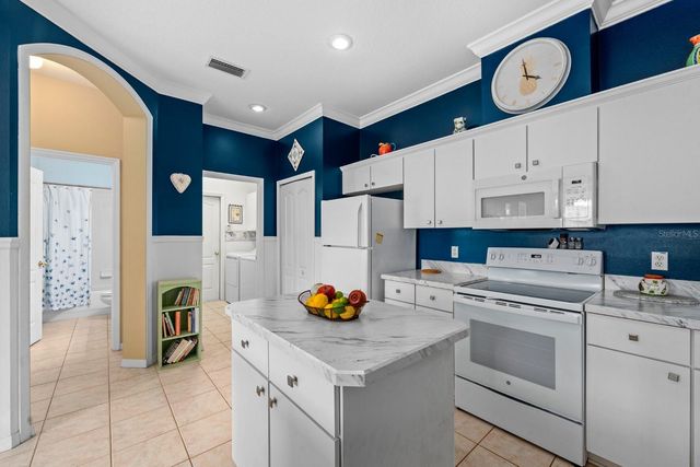 5731 HERONPARK PLACE, Lithia, FL 33547
