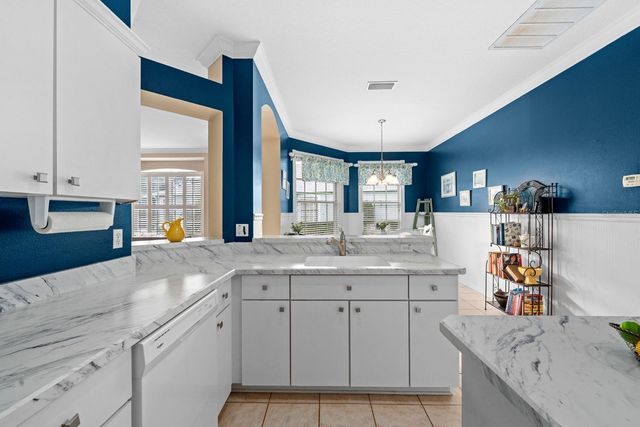 5731 HERONPARK PLACE, Lithia, FL 33547