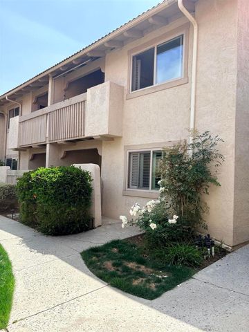 2352 Altisma Way 9, Carlsbad, CA 92009