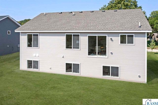 3117 Bassett Drive, Mankato, MN 56001