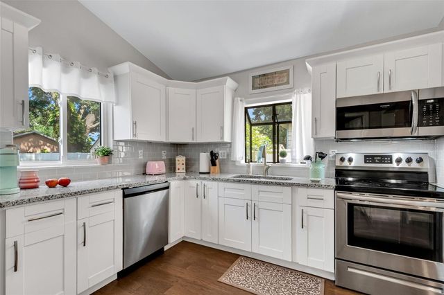 1600 LORETTA AVENUE NW, Largo, FL 33770