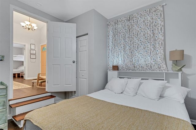 1600 LORETTA AVENUE NW, Largo, FL 33770