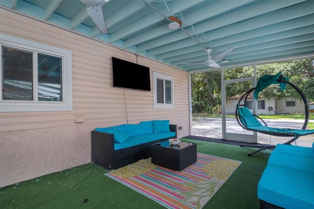 1600 LORETTA AVENUE NW, Largo, FL 33770