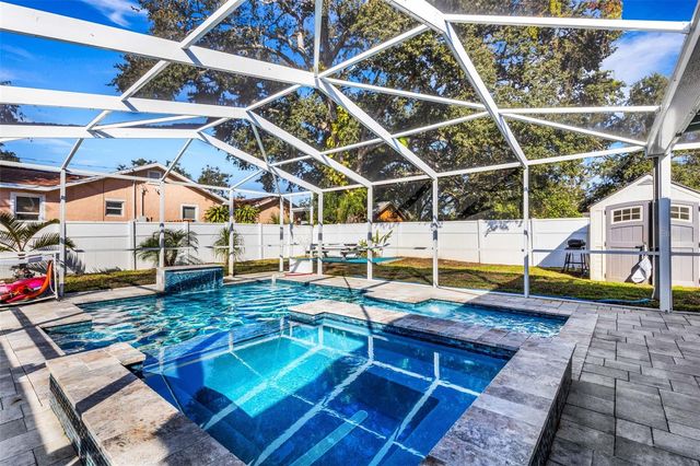 1600 LORETTA AVENUE NW, Largo, FL 33770