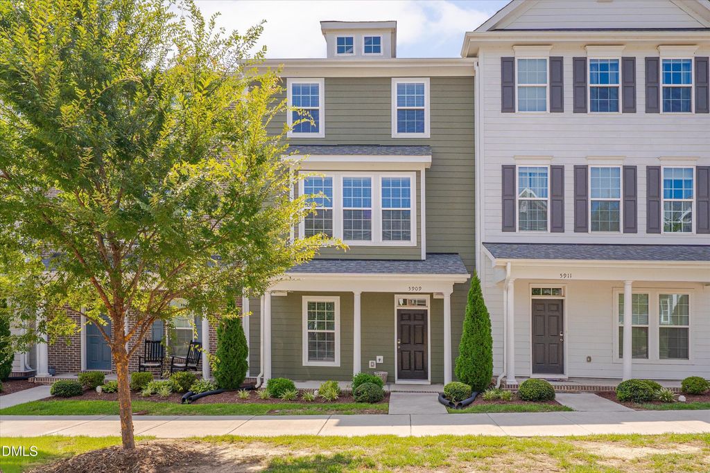 5909 Giddings Street, Raleigh, NC 27616