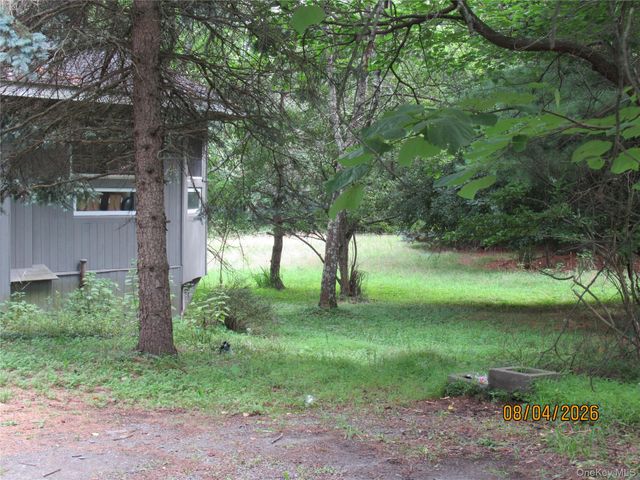 463 Mountain Road, Bloomingburg, NY 12721