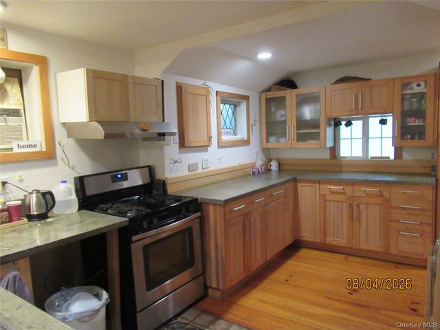 463 Mountain Road, Bloomingburg, NY 12721