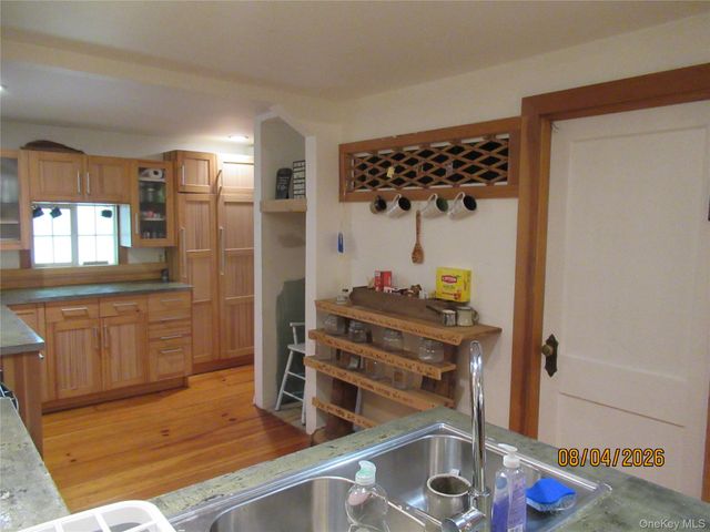 463 Mountain Road, Bloomingburg, NY 12721