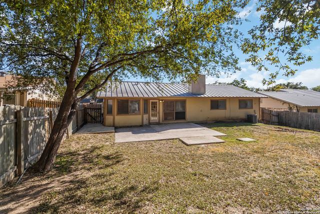 5339 Vista Glen, San Antonio, TX 78247